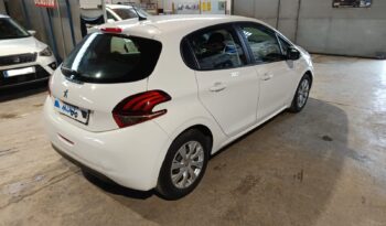 PEUGEOT 208 BLUE-HDI lleno