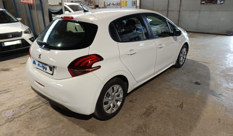 PEUGEOT 208 BLUE-HDI lleno