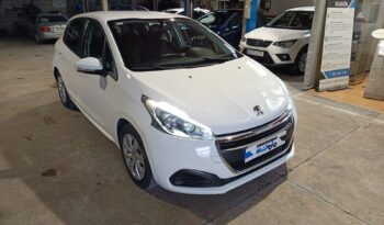 PEUGEOT 208 BLUE-HDI lleno
