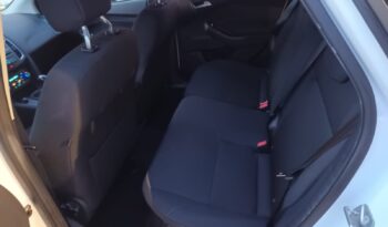 FORD FOCUS TREND lleno