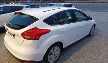 FORD FOCUS TREND lleno