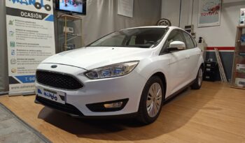 FORD FOCUS TREND lleno