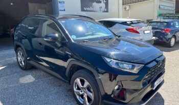 TOYOTA RAV4 ADVANCE lleno
