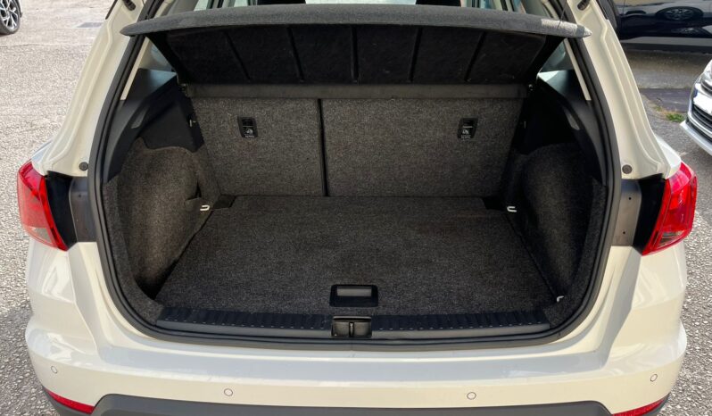 SEAT ARONA TSI lleno