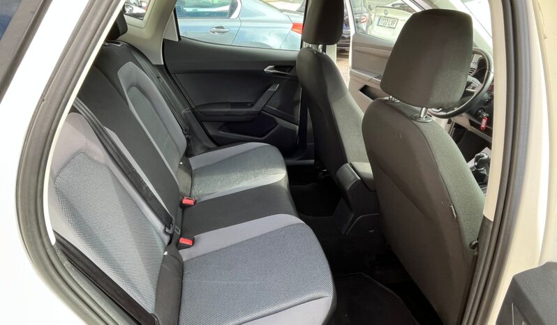 SEAT ARONA TSI lleno