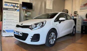 KIA RIO CRDI lleno