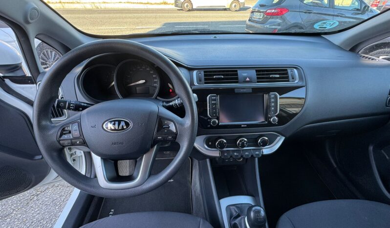 KIA RIO CRDI lleno
