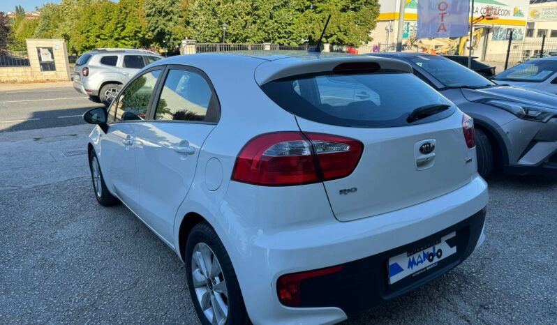 KIA RIO CRDI lleno