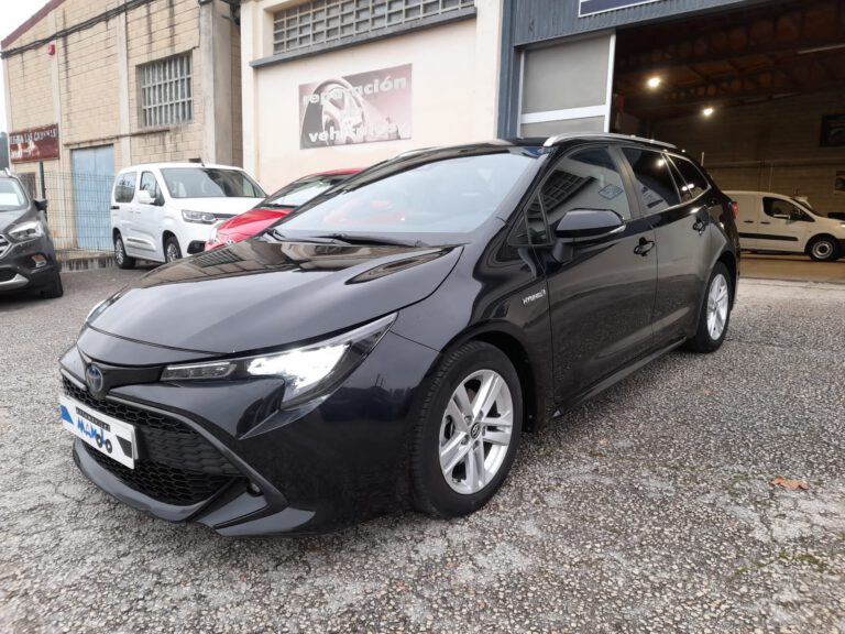 Toyota Corolla TS Hybrid - foto 14